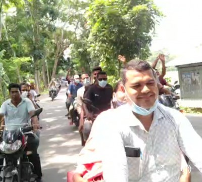 মাদারীপুর জেলা বি গ্রেডে উন্নতি ও ডাসার থানাকে উপজেলা ঘোষণা করায় আনন্দ মিছিল